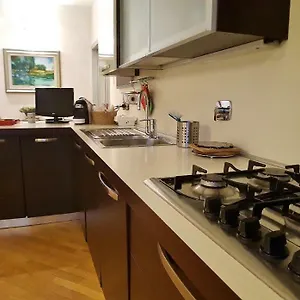 La Casa Di Vera , Sanremo Italia
